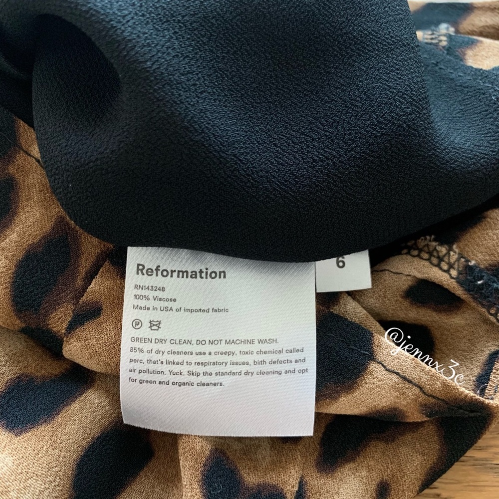 ❌[SOLD]❌Reformation Blanca Top || Leopard 🐆 - Picture 14 of 16
